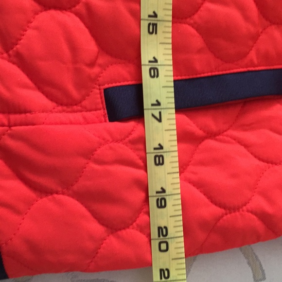 Vest - Picture 5 of 8